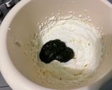 Une image de l'étape 2 de Cake aux pistaches et mascarpone.