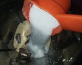 A picture of step 2 of Chocolate milkshake.
