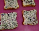 A picture of step 2 of Semolina Toast.