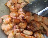 Foto langkah ke 5 dari resep Udang Saos Mentega.