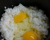 Foto langkah ke 3 dari resep Nasi Goreng Telur | Korean Style.