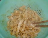 Foto langkah ke 2 dari resep Kwetiau Siram.