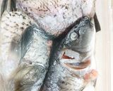 Foto langkah ke 1 dari resep Ikan emas kuah bumbu merah.