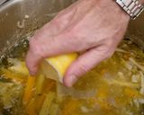 Húsgombócos csorbaleves recept fázis 9 fotója