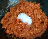 A picture of step 6 of Onion Capsicum Masala.