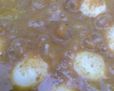 Foto del paso 5 de la receta: Huevos duros en salsa