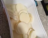 Foto del paso 2 de la receta: Un entrante simple a base de papas filo fritas