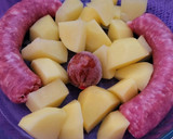 Foto del paso 1 de la receta: Butifarra asada con patatas y chorizo picante
