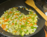 Foto del paso 3 de la receta: Pollo con pisto