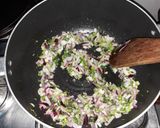 A picture of step 2 of Coconut matoke #matokerecipe.