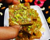 बेसन की बर्फी (besan ki barfi recipe in Hindi) रेसिपी चरण 5 फोटो