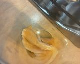 Foto del passaggio 2 della ricetta Penne con Funghi e Platessa