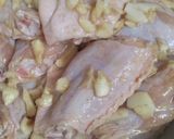รูปขั้นตอนการทำที่ 1 ของ ปีกไก่ทอดกระเทียมพริกไทย