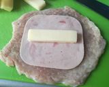 Sajttal és sonkával töltött karaj recept fázis 2 fotója