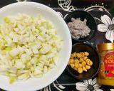 A picture of step 1 of White Pumpkin Curry or Chal Kumro Ghonto.
