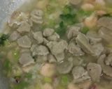 Foto langkah ke 6 dari resep Bihun Goreng Udang Bakso.