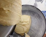 Foto del paso 3 de la receta: Bizcocho de yogur como a mi me gusta en robot cocina