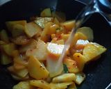 A picture of step 4 of Pickles chilli potatoes.