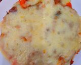 Hình bước làm 4 của món Pizza cá hồi, nấm