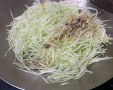 Foto langkah ke 4 dari resep Tumis Labu Siam dan Teri Medan.