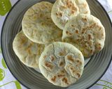 Foto langkah ke 10 dari resep Mozarella Pita Bread.