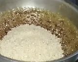 A picture of step 2 of Sesame chikki.