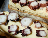 Foto del paso 1 de la receta: Tosta de queso de Arzúa con pulpo