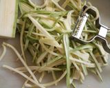A picture of step 1 of Zoodles.