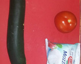Foto del paso 1 de la receta: Montadito de calabacín queso y tomate