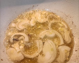 Foto del paso 3 de la receta: Butifarra blanca con setas a la sidra