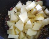 A picture of step 3 of Methi Aloo Gajar Matar ki bhujiya !.