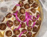 A picture of step 13 of Anjeer & Khajur Rolls.