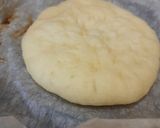 A picture of step 5 of Veg Pan Pizza.