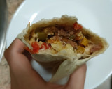 Foto del paso 8 de la receta: Burritos con pimientos y huevo 🌯🌯