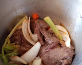 Foto del paso 3 de la receta: Carne desmechada en olla a presión 😋😋😋