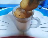 Foto langkah ke 5 dari resep Dalgona Coffee no mixer.