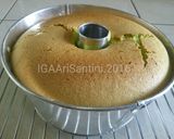 Foto langkah ke 8 dari resep Pandan Chiffon Cake Soft & Pillowy.