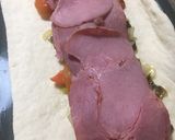 Foto del paso 7 de la receta: Empanada arrollada de pastrón y quesos 🥓🫑🧀🧅