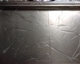 عکس مرحله 1 از دستور ژله بستنی رولی