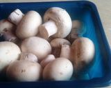 Vörösboros vaddisznó szelet sampion gombával recept fázis 4 fotója