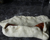 Foto del paso 4 de la receta: Bollo preñao de chorizo casero