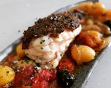 Foto del paso 7 de la receta: Rape al horno con costra de anchoas y olivas negras