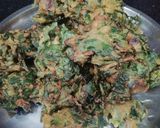 A picture of step 4 of Spinach Pakoda.