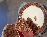 Foto del passaggio 4 della ricetta Semifreddo con riso soffiato e nutella