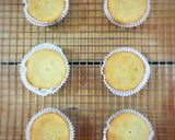Foto langkah ke 8 dari resep Super Moist Banana Cake (moist dan pisaang bgt!).