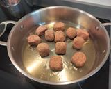 Foto del paso 1 de la receta: Espaguetis con Albóndigas en Salsa