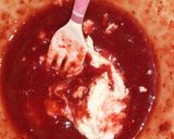 A picture of step 2 of White choco yogurt & Strawberry mousse.