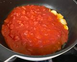A picture of step 3 of One plate quick lunch idea💡Tomato garlic pasta 🍅🧄🌿.