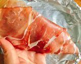 Hình bước làm 2 của món Món Pháp - Cá Thầy Tu Bọc Bacon Nướng Lá Thơm