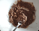 A picture of step 1 of Snicker Filled Dates.